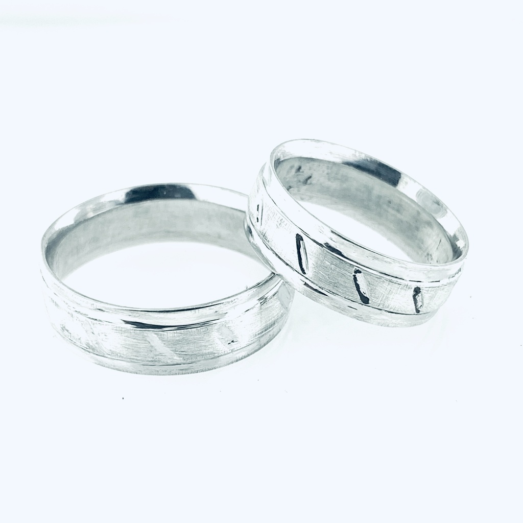 ARGOLLA ESMERILLADA CON LINEAS LUSTRE