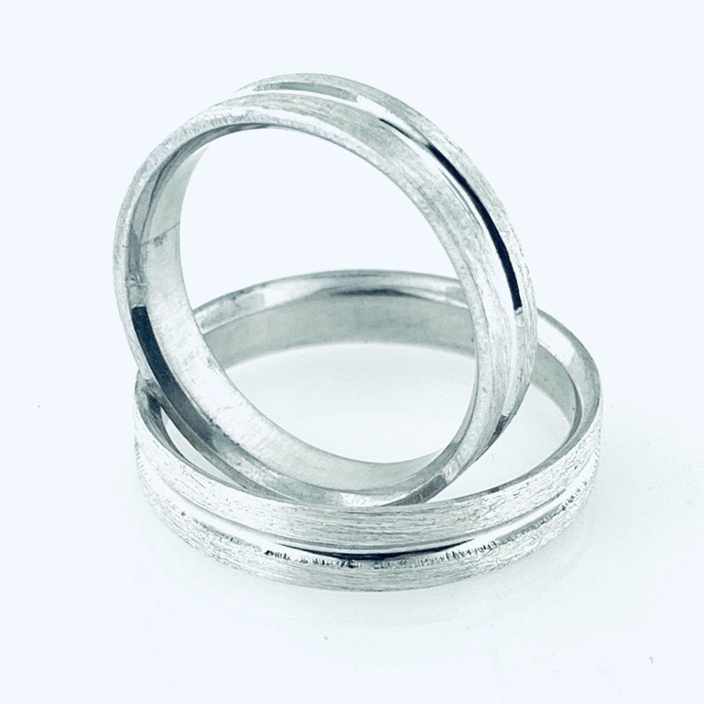 ARGOLLA CINTILLA LUSTRE AL CENTRO