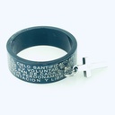 ARGOLLA NEGRA CON CRUZ COLGANTE